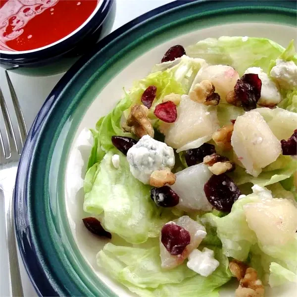 Pear and Blue Cheese Salad
