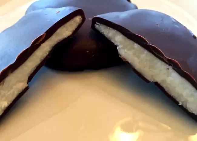 29 Mint Holiday Treats to Bake This Christmas Season Peppermint Patties