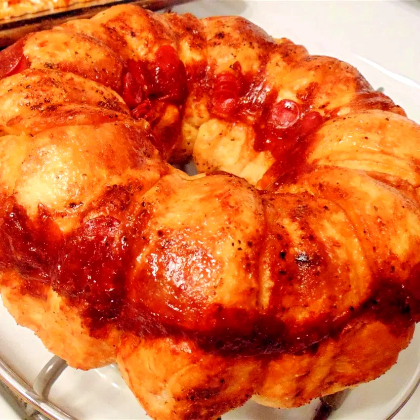 20 Creative Ways to Transform Extra Pepperoni at Home Pepperoni Monkey Bread