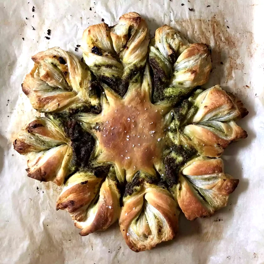 15 Festive Make-Ahead Holiday Appetizers Pesto Puff Pastry Pinwheel