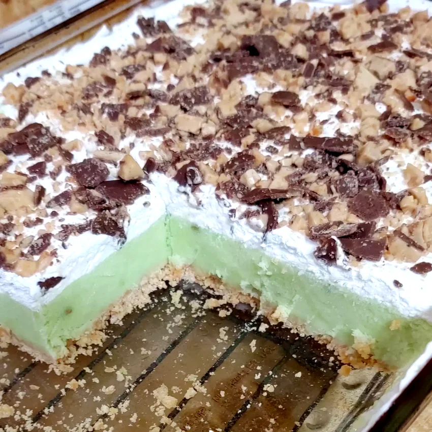 Pistachio Ice Cream Dessert