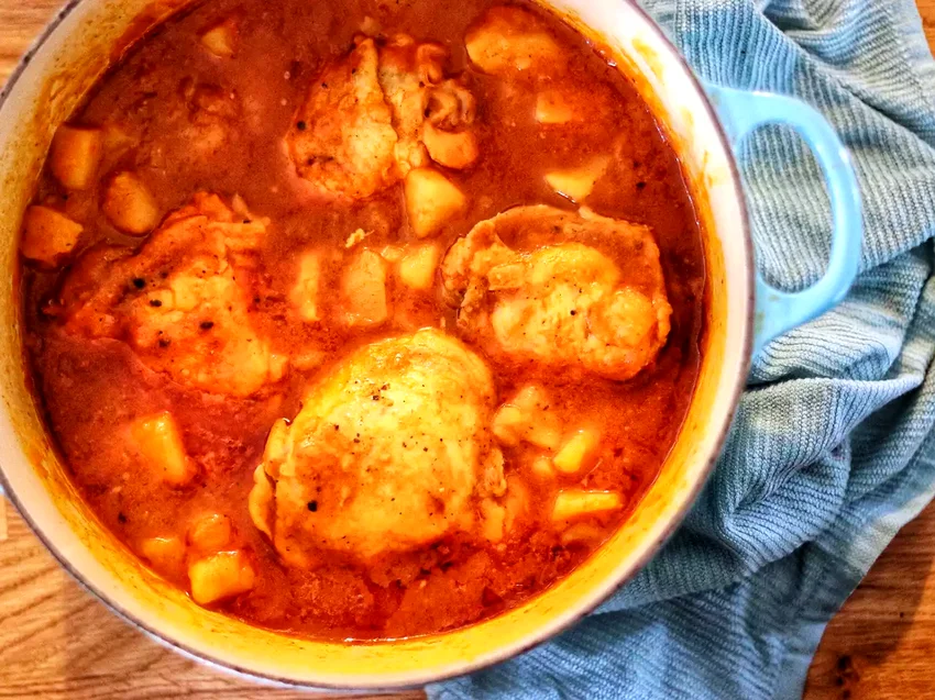 24 Chicken & Potato Dishes That Never Get Old Pollo Guisado