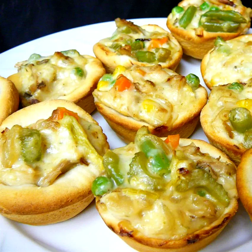 10 Easy Muffin Tin Meals That Kids Will Actually Eat Pot Pie Cupcakes
