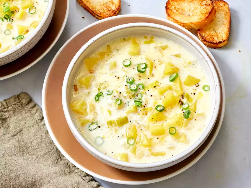 21 Rich Creamy Soup Recipes For Cold Weather Comfort Food Potato Leek Soup III