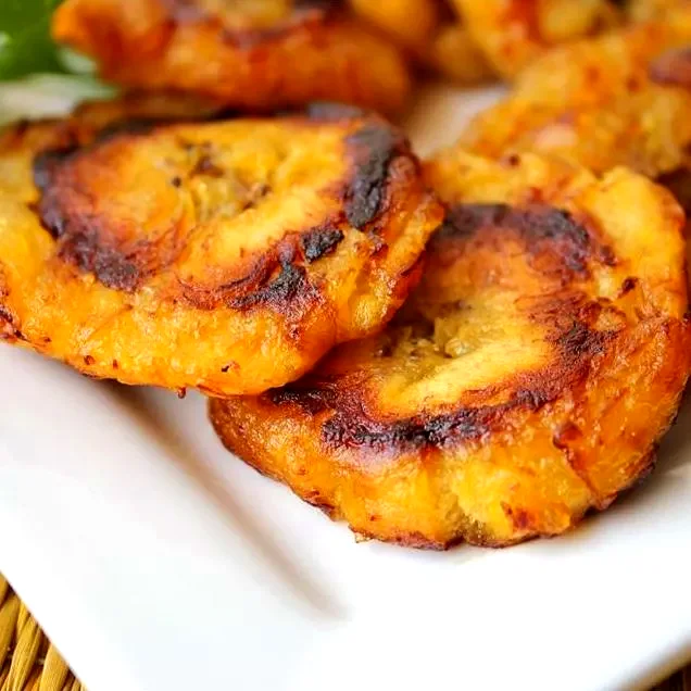 36 Island Cocktails and Tropical Food Favorites Puerto Rican Tostones (Fried Plantains)