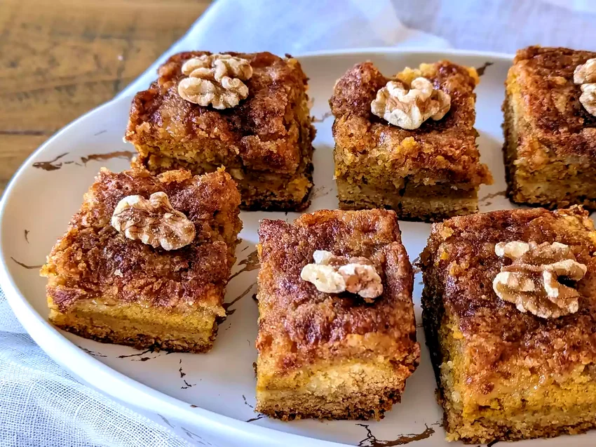37 Yellow Cake Mix Recipes That Taste Homemade From Scratch Pumpkin Crumb Cake
