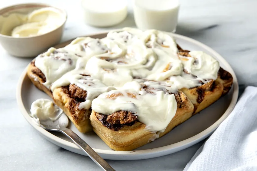20 Large-Batch Morning Meals That Serve Big Groups Quick Cinnamon Rolls