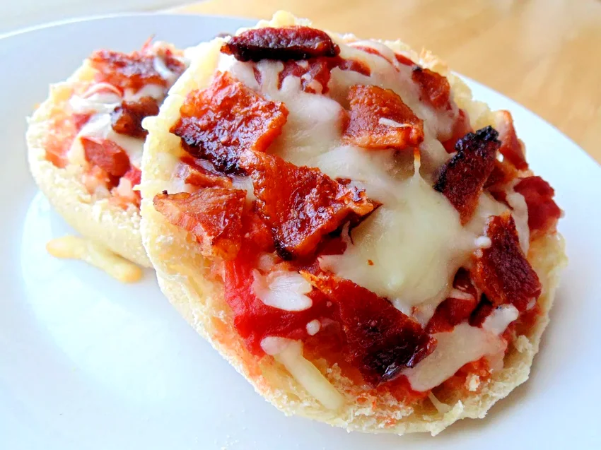 50 Simple Recipes Perfect for College Student Cooking Quick and Easy Mini Salsa Pizzas