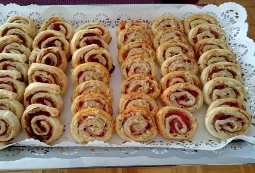 Quick and Easy Party Pinwheels with Cream Cheese and Ham
