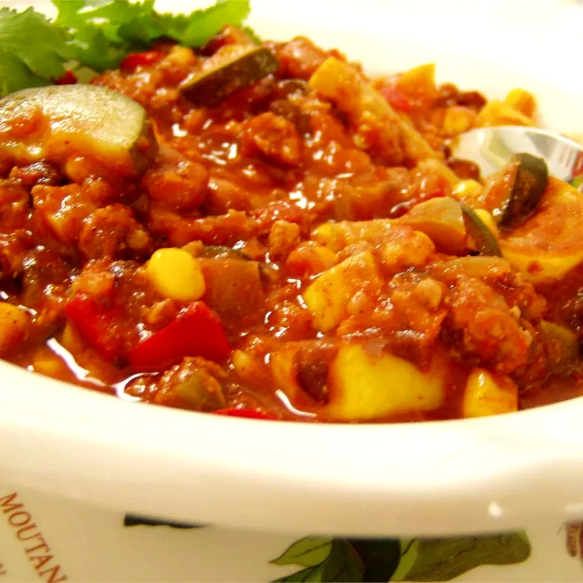 22 Creative Ways to Cook Your Summer Yellow Squash Harvest Rainbow Veggie Chili