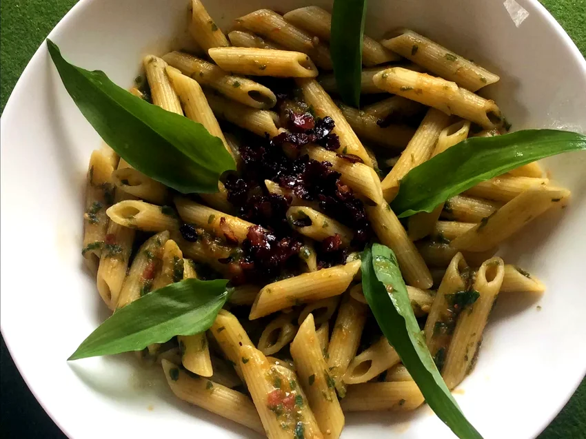Ramp Pasta with Tomato and Bacon