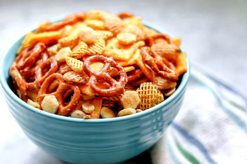 15 Simple Movie Night Treats Perfect for Staying Home Ranch Snack Mix