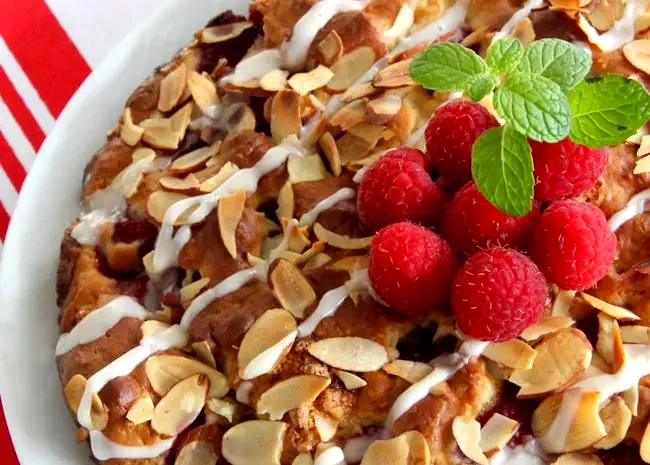 18 Simple Raspberry Treats to Make Your Summer Sweeter Raspberry Almond Coffeecake