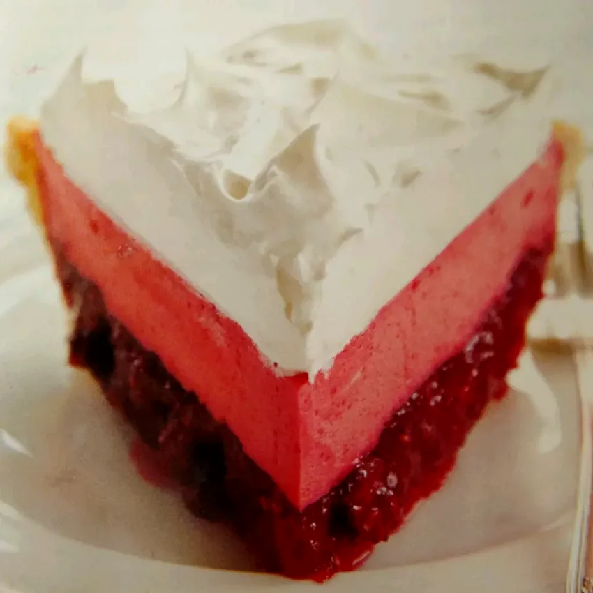 18 Simple Raspberry Treats to Make Your Summer Sweeter Raspberry Chiffon Pie II