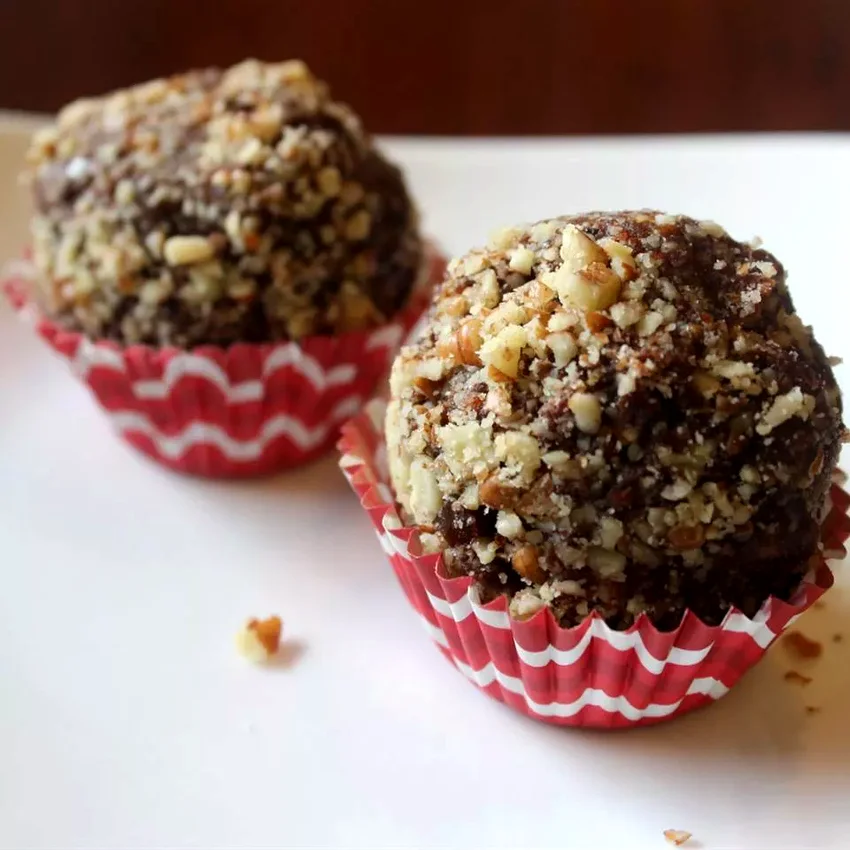30 Plant-Based Daniel Fast Approved Snack Ideas Raw Food Snacks - Cinnamon Bun Balls