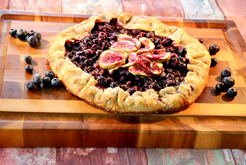 22 Amazing Fresh Fig Recipe Ideas for Every Home Cook Rustic Blueberry and Fig Crostata