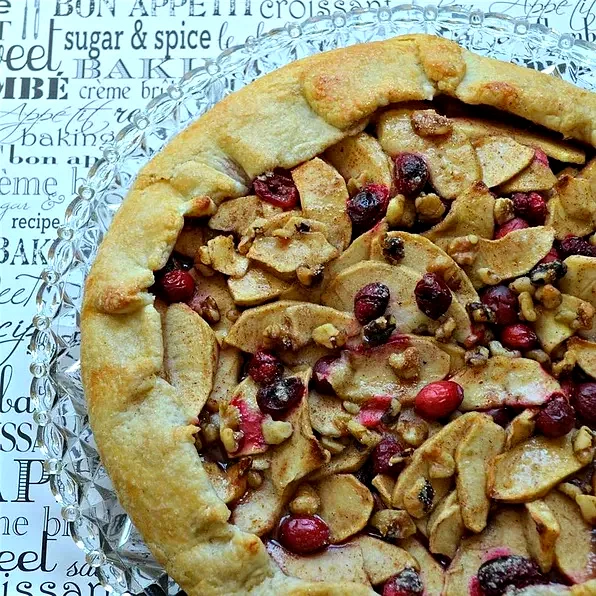 26 Creative Ways to Cook with Fresh Cranberries Rustic Fall Fruit Tart