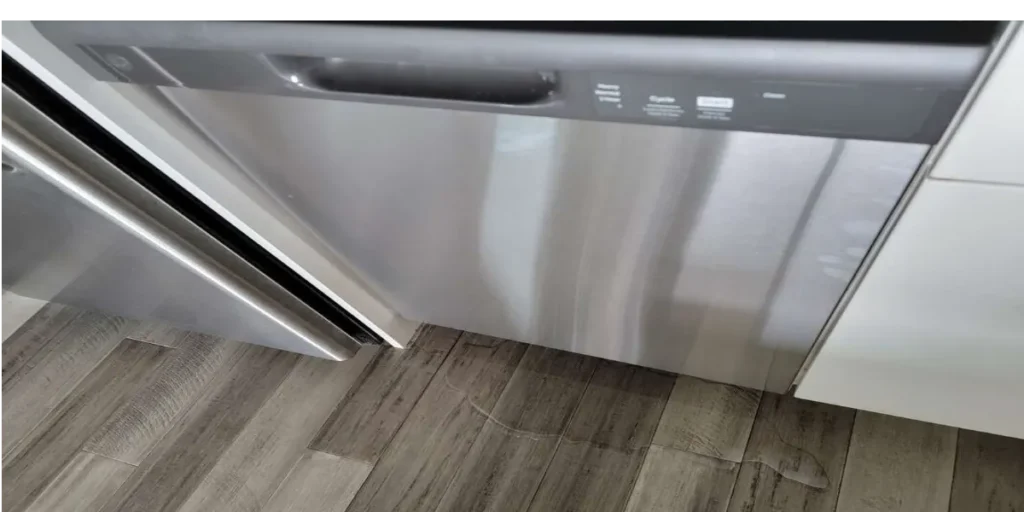 Safety Tips While Handling a Leaking Dishwasher