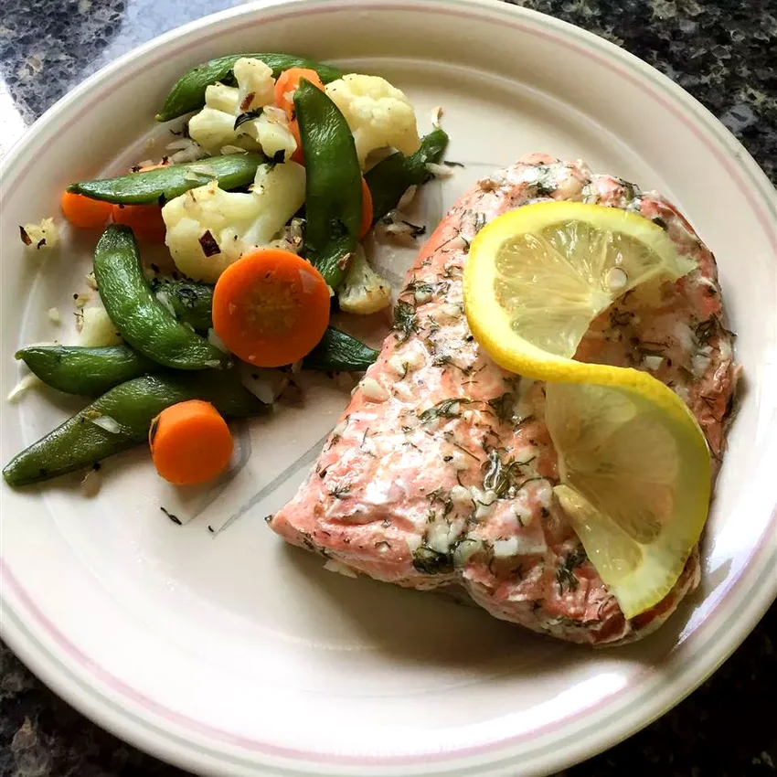 Salmon with Lemon and Dill