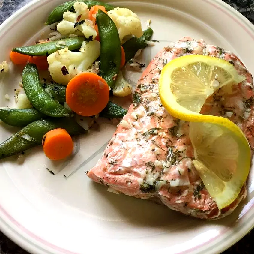 Salmon with Lemon and Dill