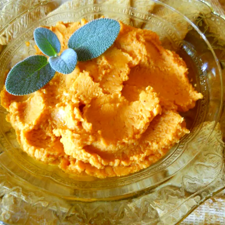 Savory Pumpkin Hummus