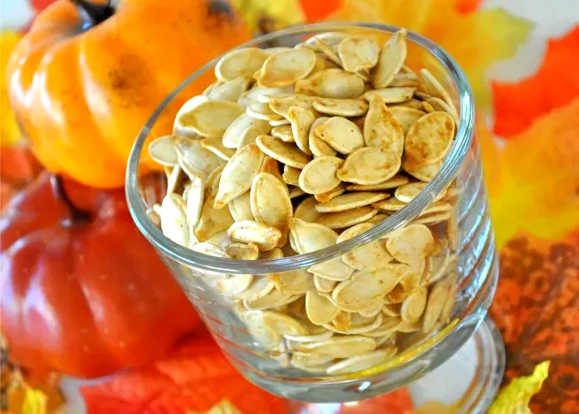 19 Outdoor Snacks That Will Keep You Satisfied Savory Toasted Pumpkin Seeds