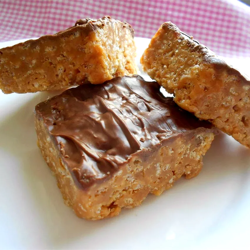 50 Sweet Treats That Begin With a Bag of Chocolate Chips Scotcharoos