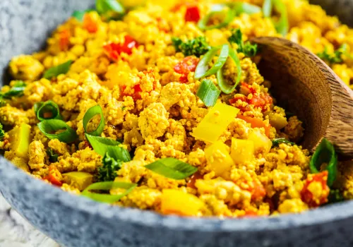 Scrambled tofu (vegan alternative)