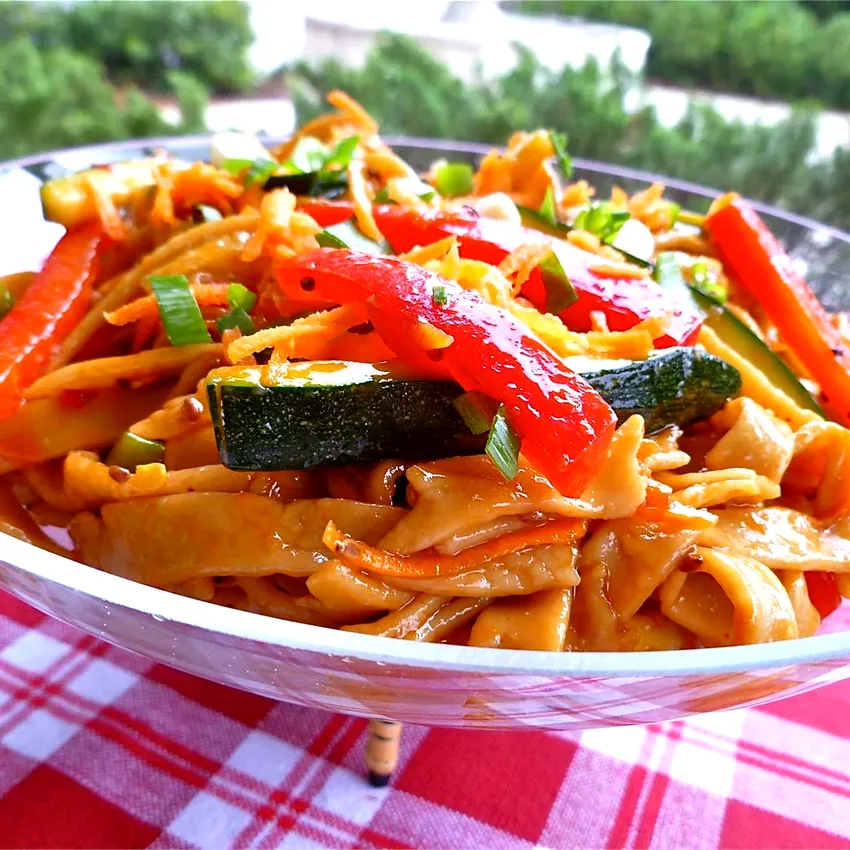 50 Make-Ahead Cold Lunch Recipes Perfect for Work Days Shanghai Noodle Salad