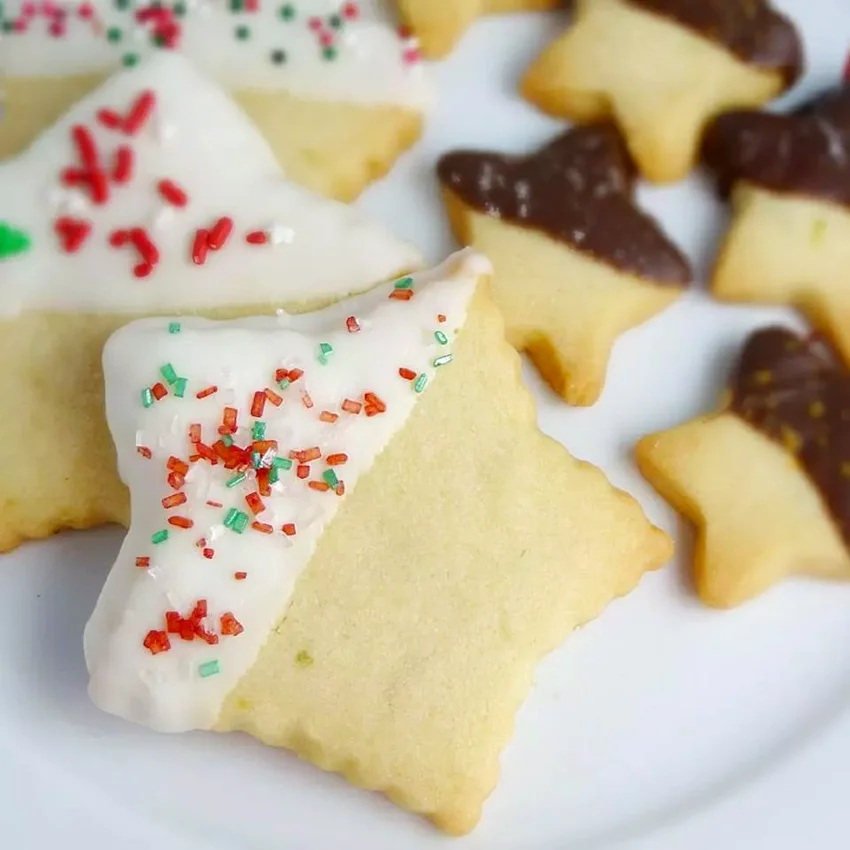 25 Elegant Christmas Cookie Recipes Perfect for Gifting Shortbread Cookies II
