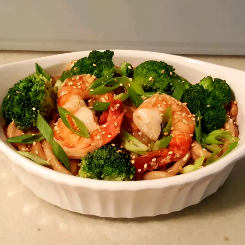 13 Quick Emergency Dinners When You Have No Time to Cook Shrimp and Peanut Butter Noodles