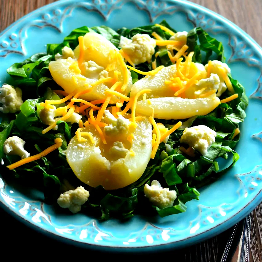 Simple Cauliflower and Pear Salad