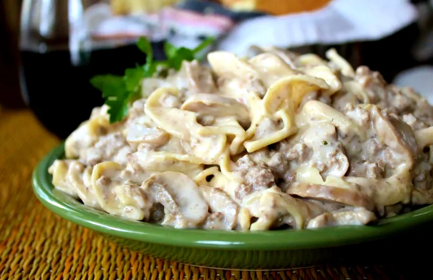 22 Simple and Satisfying Comfort Food Recipe Ideas Simple Hamburger Stroganoff