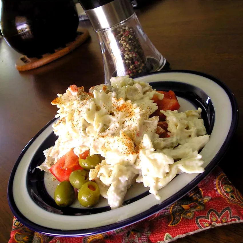 Simple Ranch Chicken Macaroni Salad