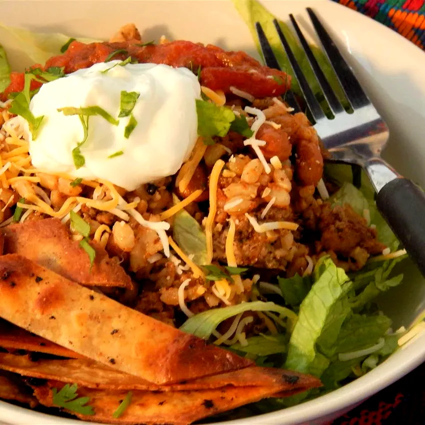 26 Fast Lunch Recipes Ready in Under 20 Minutes Skillet Burrito Bowl