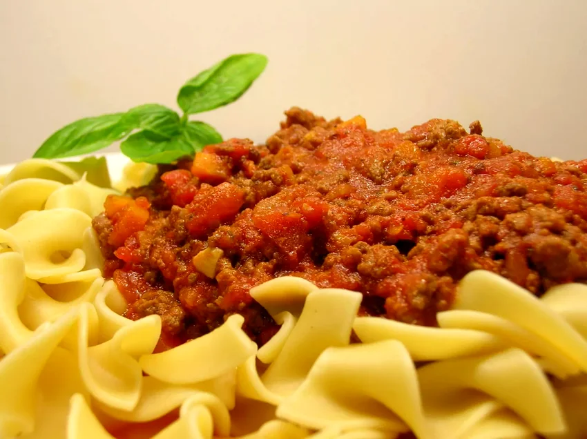 25+ Ground Beef Slow Cooker Recipes for Easy Family Meals Slow Cooker Bolognese