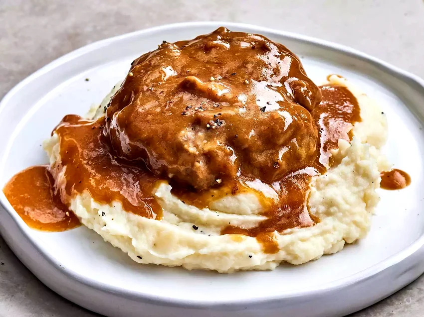 35 Delicious Dishes to Create with Ground Beef Tonight Slow Cooker Salisbury Steak
