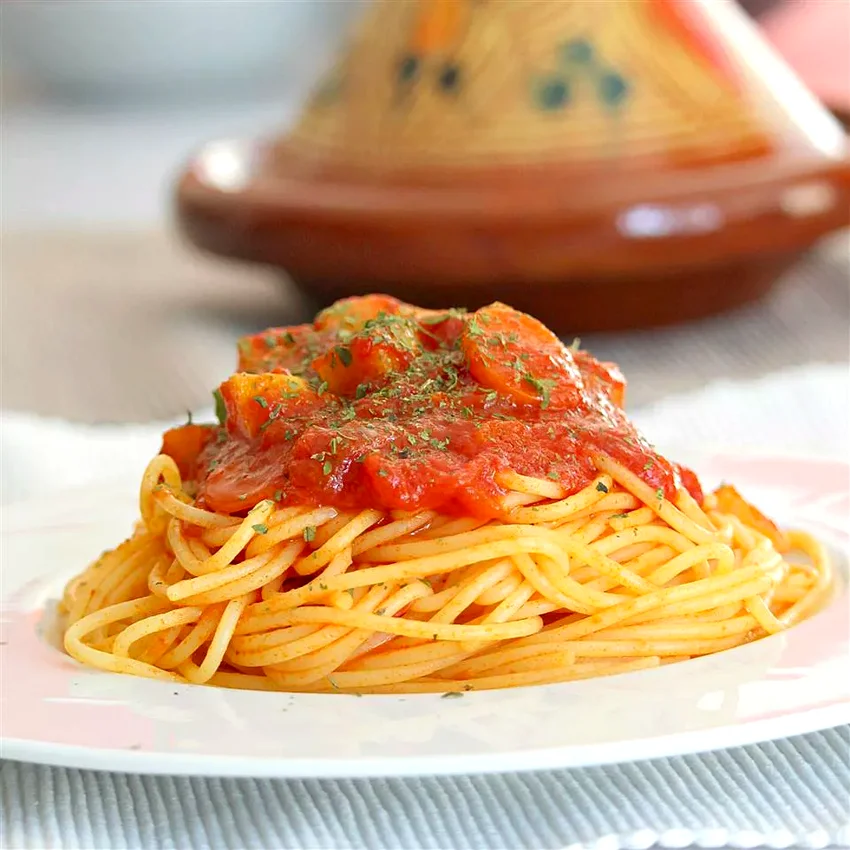 25 Creative Turmeric Recipe Ideas for Every Meal Somali Spaghetti Sauce