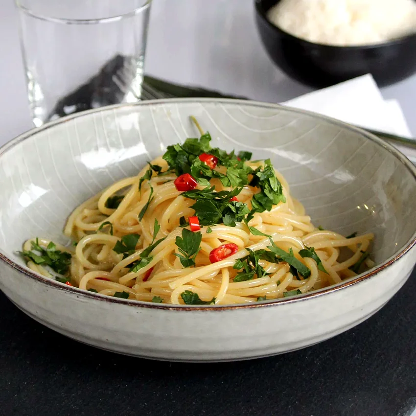 34 Classic Italian Pasta Dishes That Everyone Adores Spaghetti Aglio, Olio, e Peperoncini