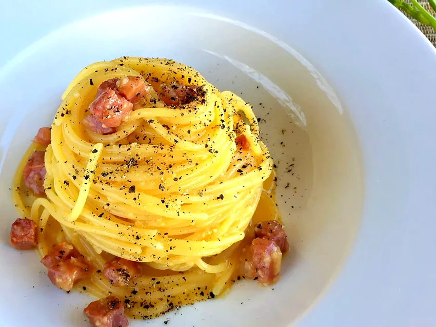 Spaghetti Alla Carbonara Tradizionali