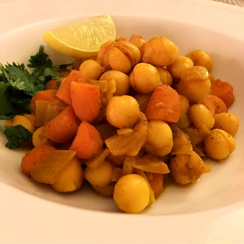10 Amazing Moroccan Tagine Dishes for Tonight's Dinner Spicy Chickpea Tagine