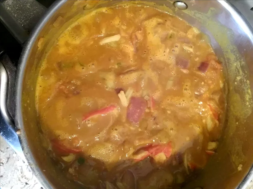 10 Amazing Dungeness Crab Recipe Ideas for Seafood Lovers Spicy Crab Curry - Bangla Style