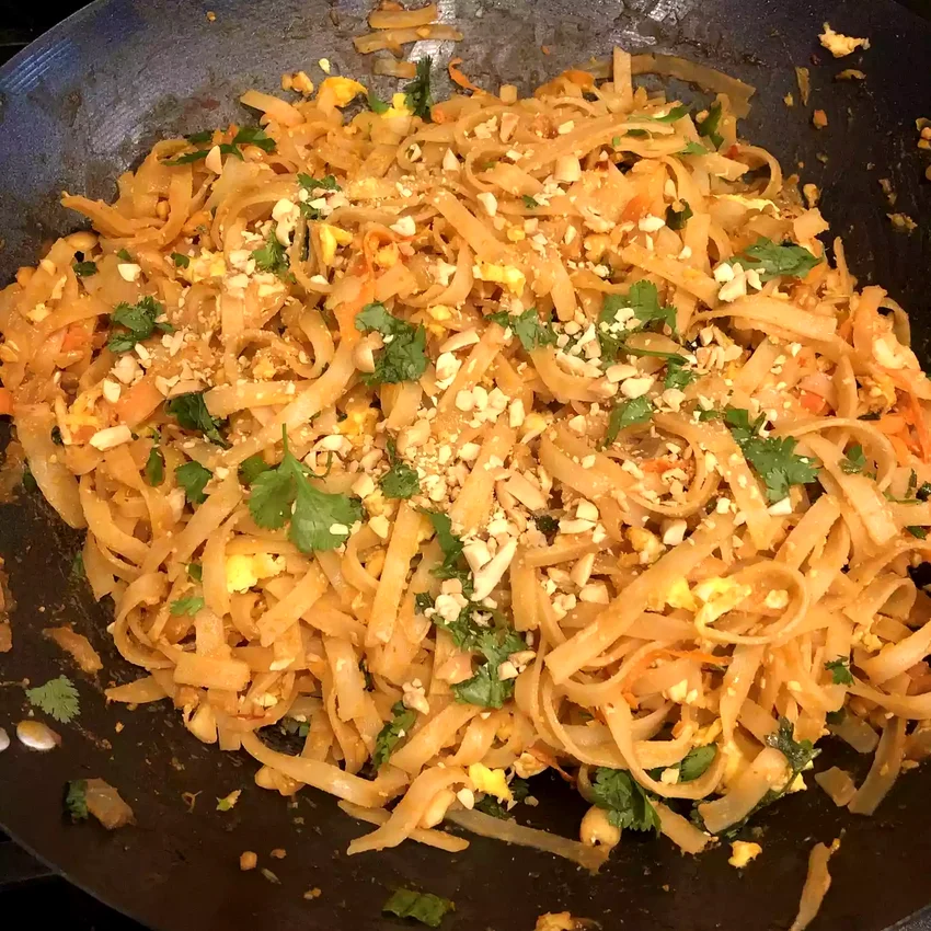 15 Fiery Noodle Dishes Perfect for Tonight's Dinner Spicy Shrimp Pad Thai