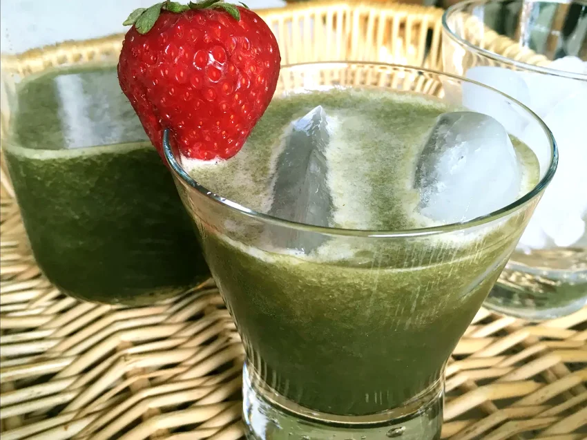 15 Fresh and Cooling Agua Fresca Recipes for Summer Spinach Strawberry Agua Fresca