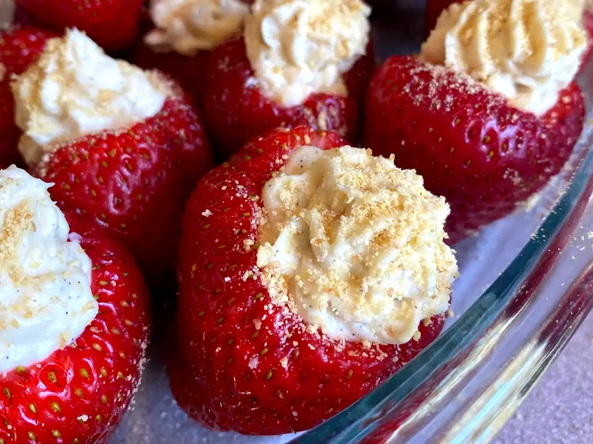 Strawberry Cheesecake Bites