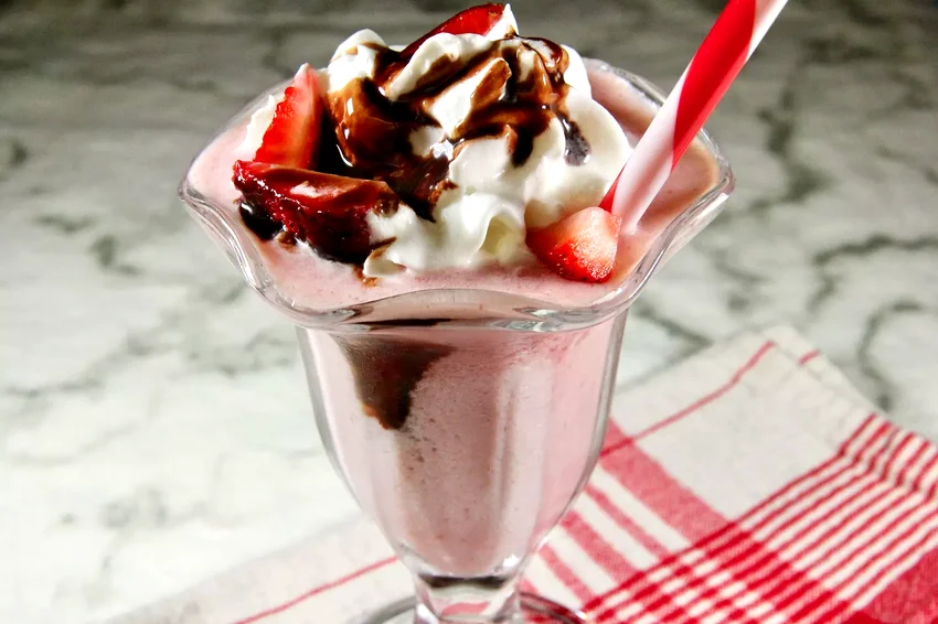 10 Homemade Strawberry Milkshake Recipes You'll Love Strawberry Milkshake