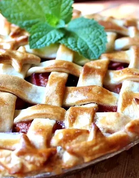 28 Fresh Strawberry-Rhubarb Recipes for Summer Cooking Strawberry Raisin Rhubarb Pie