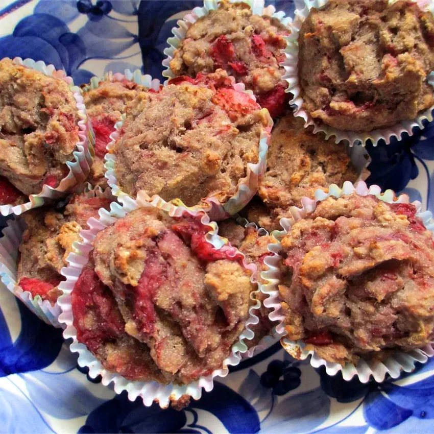 Strawberry-Rhubarb Muffins