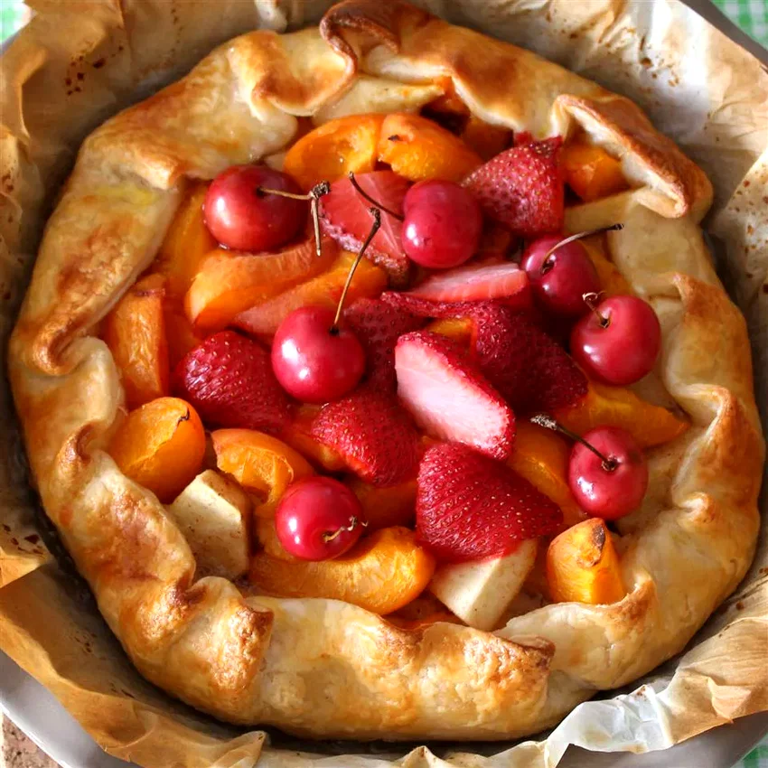 15 Quick Summer Treats Ready in Under 30 Minutes Summer Fruit Galettes