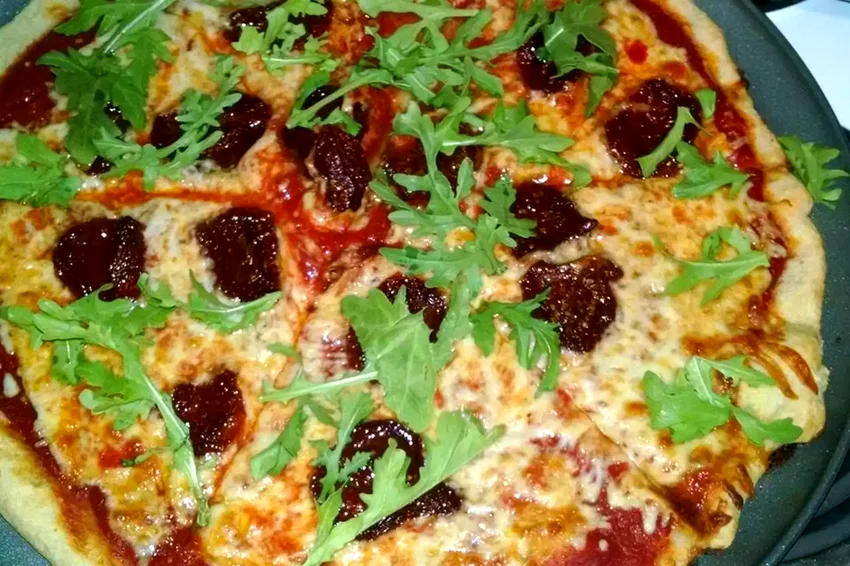 30 Vibrant Sun-Dried Tomato Recipe Ideas Sun-Dried Tomato and Arugula Pizza